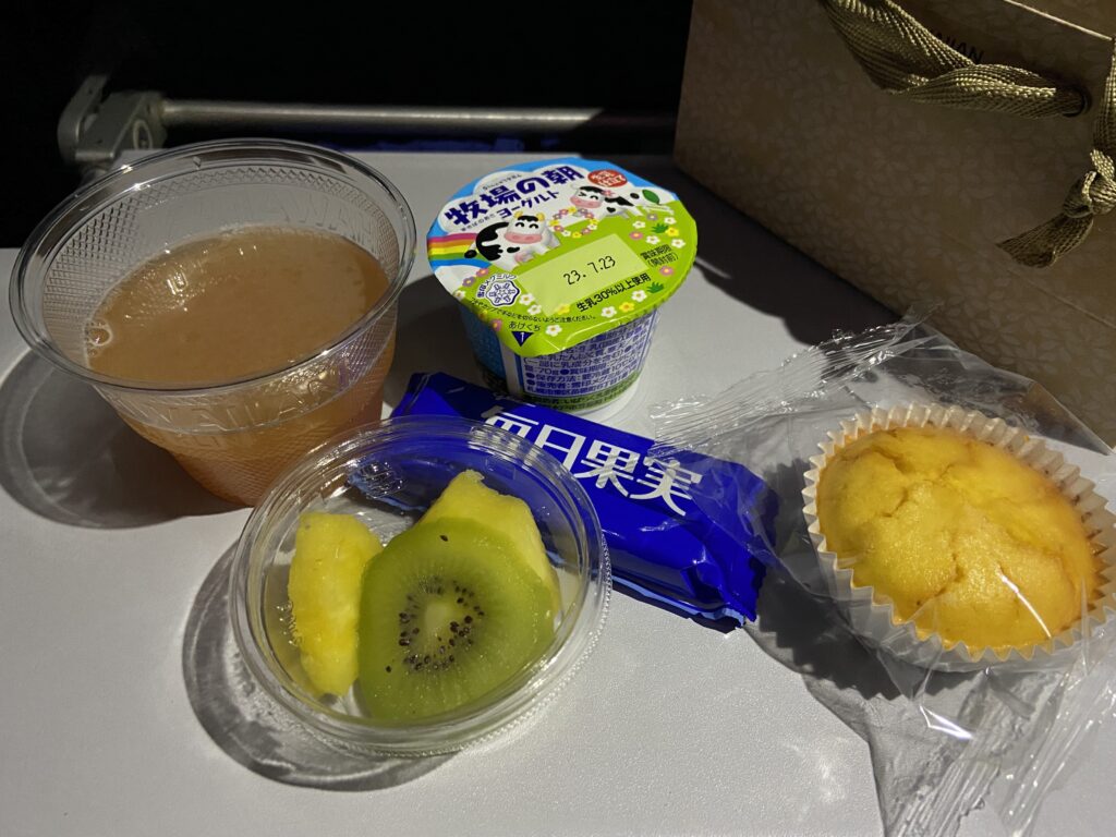 ハワイアン航空機内食