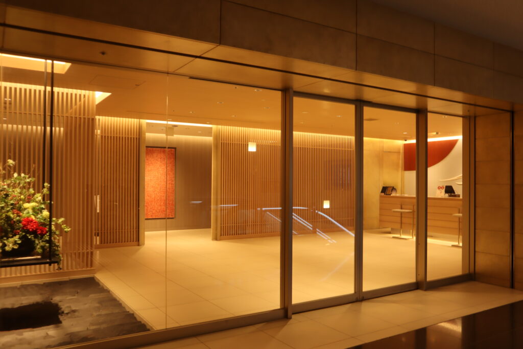 ファーストクラスラウンジ