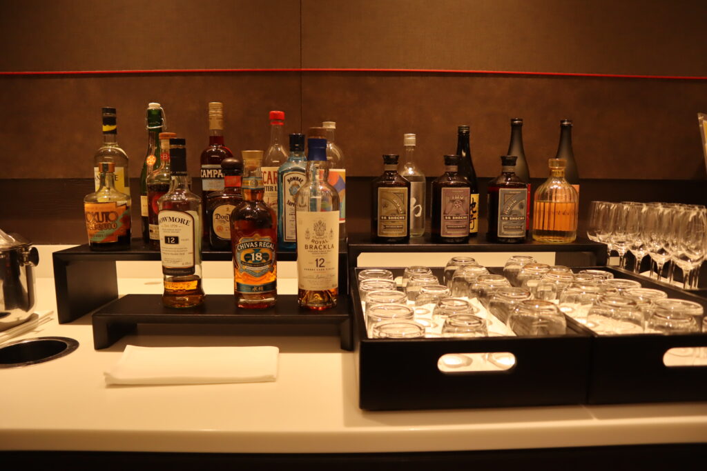 ファーストクラスラウンジ