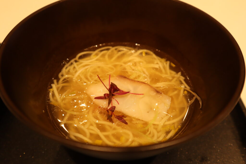 ファーストクラスラウンジ